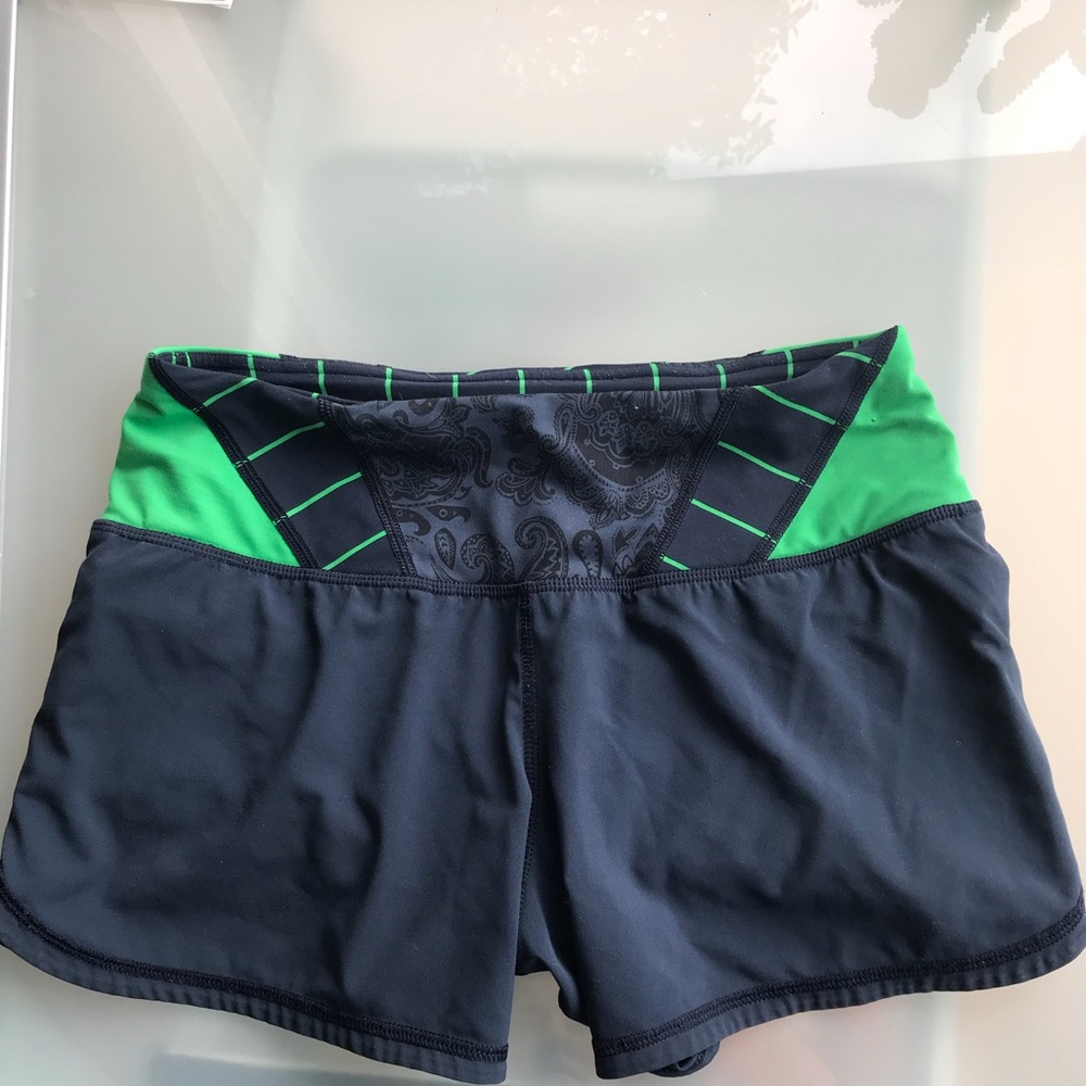 Black Lululemon running shorts w/ waistband detail